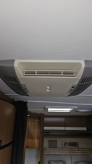 Kabe Royal 520 XL KS Dubbelbädd /Ac / tält 17 of 22