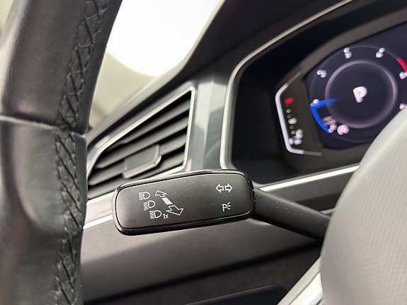Volkswagen Tiguan 16 of 30