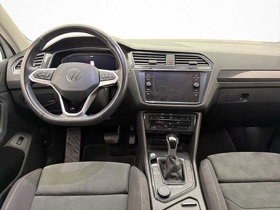Volkswagen Tiguan 13 of 30