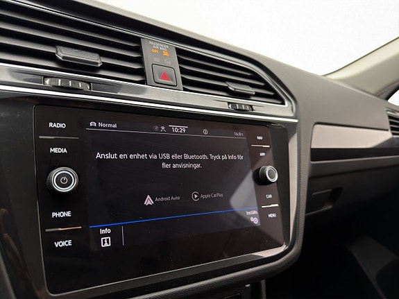 Volkswagen Tiguan 21 of 30