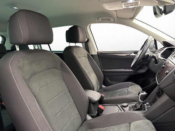 Volkswagen Tiguan 26 of 30