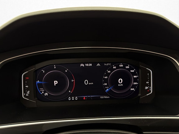 Volkswagen Tiguan 17 of 30