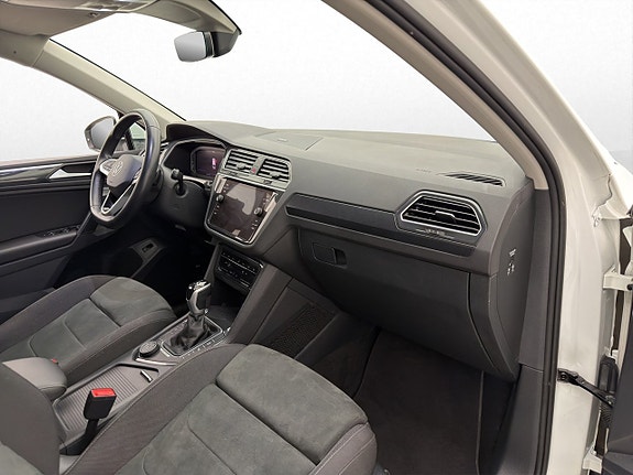 Volkswagen Tiguan 27 of 30