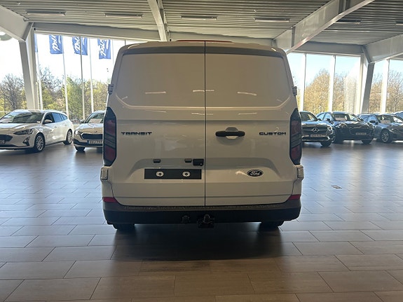 Ford Transit Custom 4 of 13