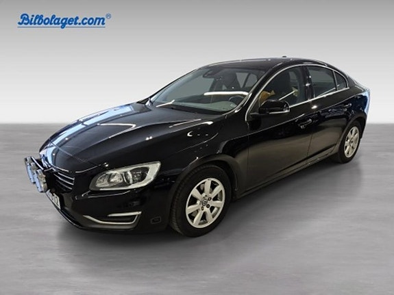 Volvo S60 2 of 5