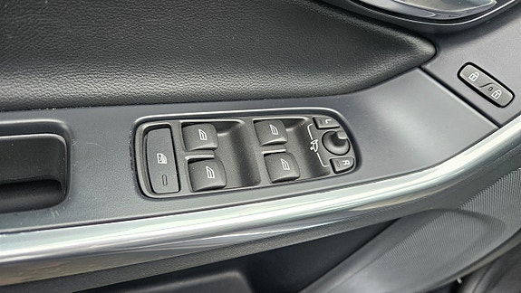 Volvo V60 15 of 26