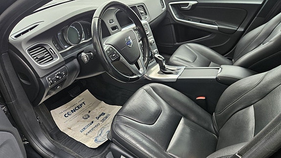 Volvo V60 9 of 26