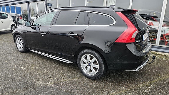 Volvo V60 3 of 26