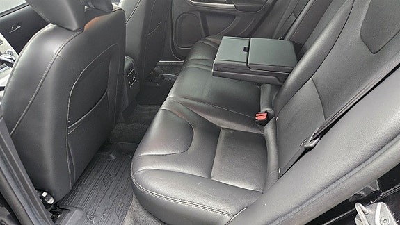 Volvo V60 16 of 26