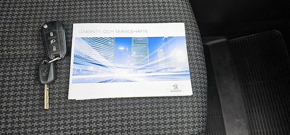 Peugeot 308 SW 19 of 19