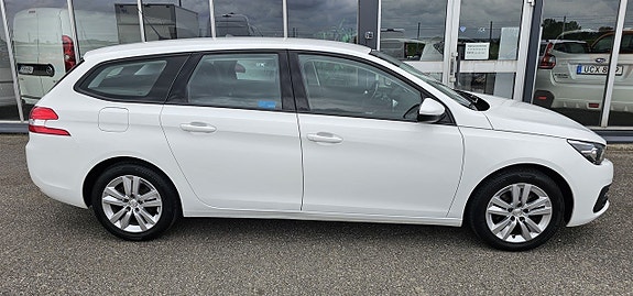 Peugeot 308 SW 5 of 5
