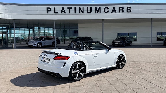 Audi TT RS 2 of 20