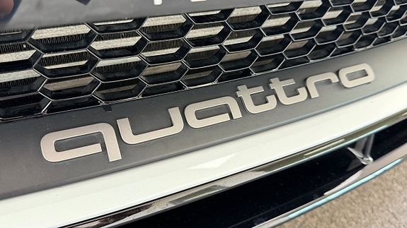 Audi TT RS 20 of 20