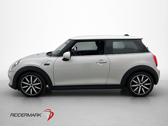 MINI Cooper 4 of 5