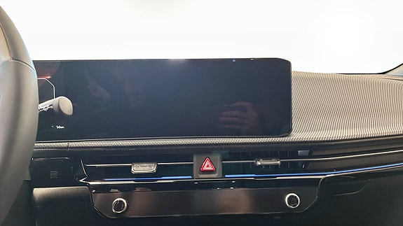 Kia EV6 12 of 12
