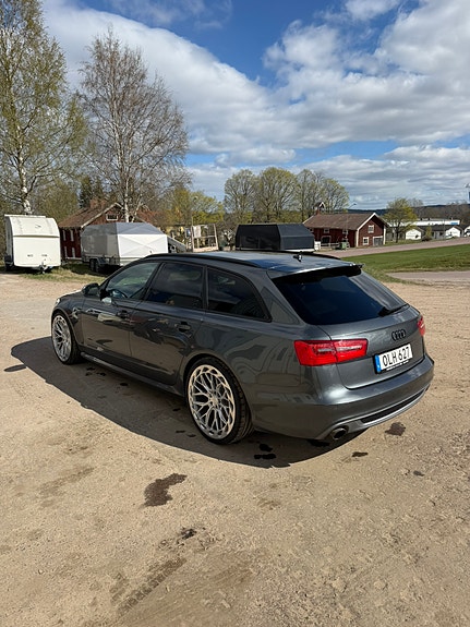 Audi A6 4 of 6