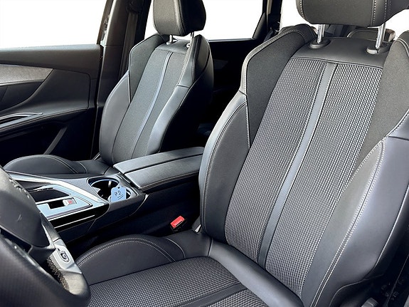 Peugeot 5008 6 of 19