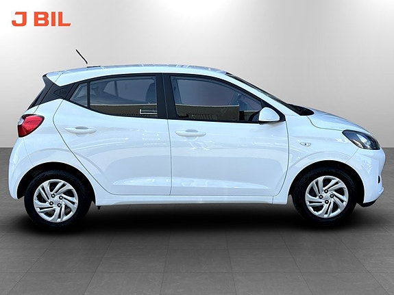 Hyundai i10 13 of 15