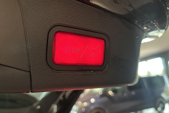 Mercedes-Benz EQA250 14 of 16