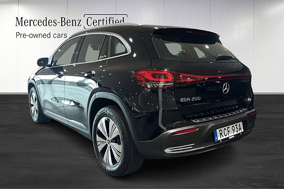 Mercedes-Benz EQA250 4 of 5