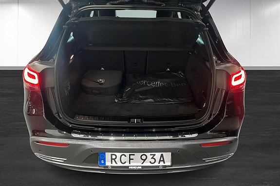 Mercedes-Benz EQA250 13 of 16