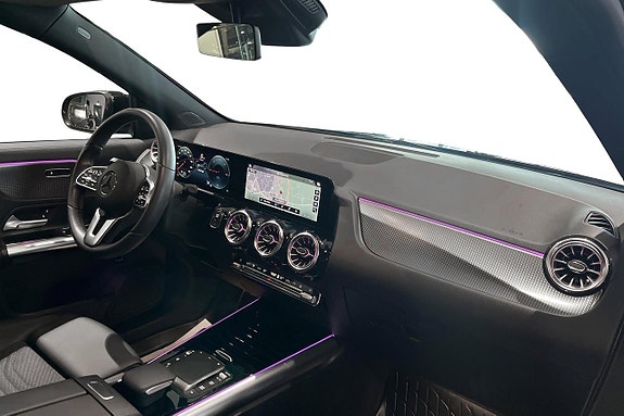 Mercedes-Benz EQA250 11 of 16