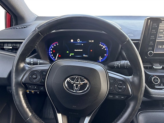 Toyota Corolla 7 of 16