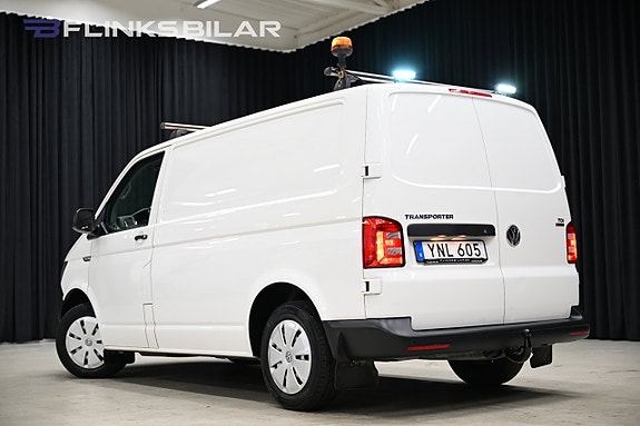 Volkswagen Transporter 4 of 30