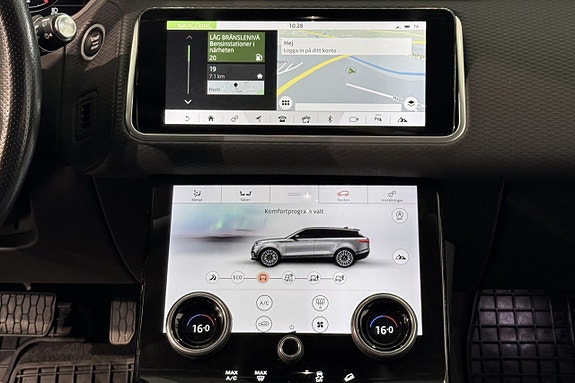 Land Rover Range Rover Velar 11 of 16