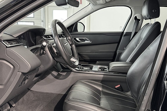 Land Rover Range Rover Velar 8 of 16