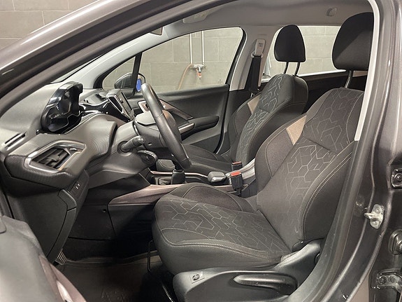 Peugeot 2008 9 of 14