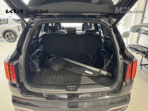 Kia Sorento 14 of 14