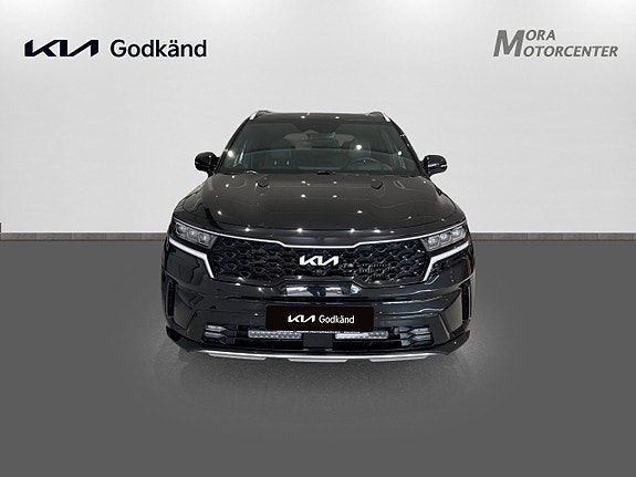 Kia Sorento 2 of 5