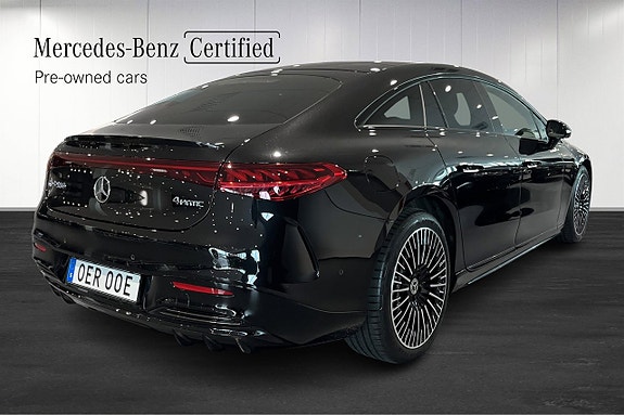 Mercedes-Benz EQS580 3 of 5