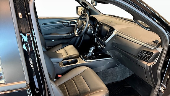 Isuzu D-max 3 of 9