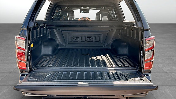 Isuzu D-max 9 of 11