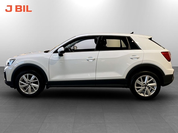 Audi Q2 13 of 15