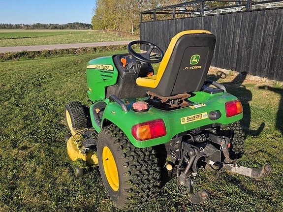 John Deere X 748 4 of 11