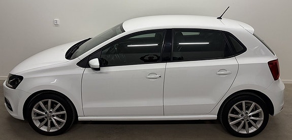 Volkswagen Polo 5 of 5