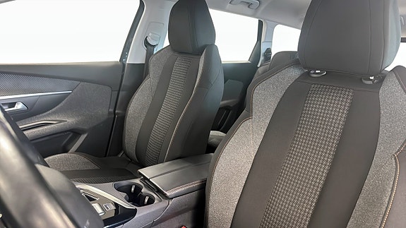 Peugeot 5008 8 of 15