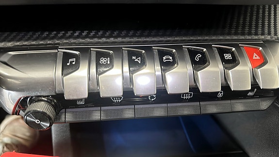 Peugeot 5008 14 of 15