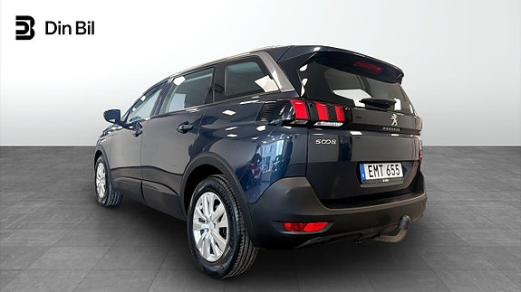 Peugeot 5008 3 of 5
