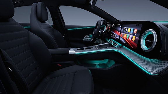 Mercedes-Benz C400 13 of 17