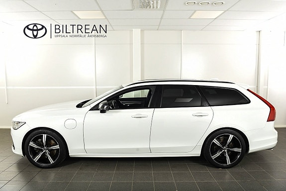 Volvo V90 2 of 5