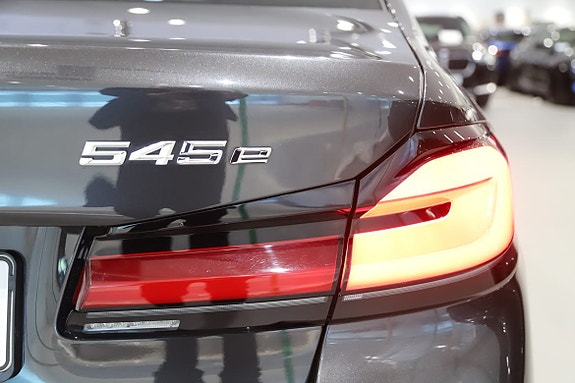 BMW 545e 11 of 20