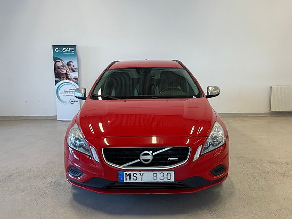 Volvo V60 3 of 5