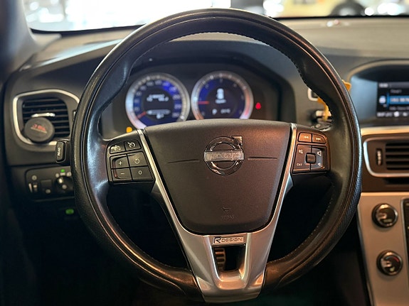 Volvo V60 15 of 23