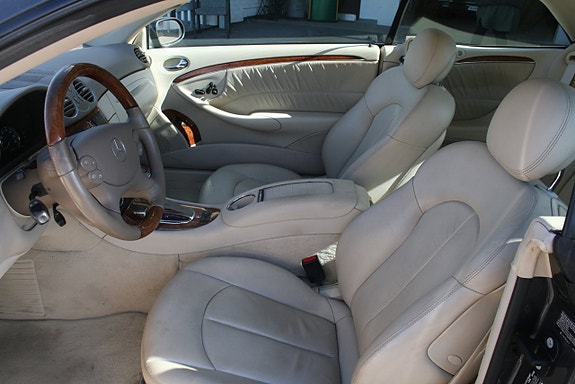 Mercedes-Benz CLK350 10 of 14