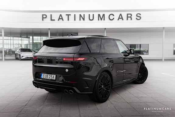 Land Rover Range Rover Sport 2 of 5