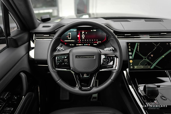 Land Rover Range Rover Sport 10 of 23